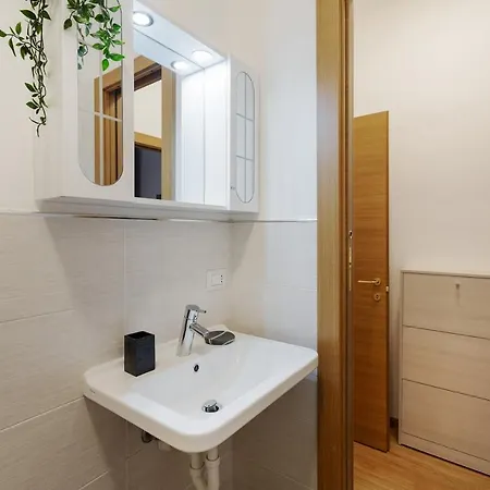 Buenos Aires & Lima Cosy Flat * ميلان