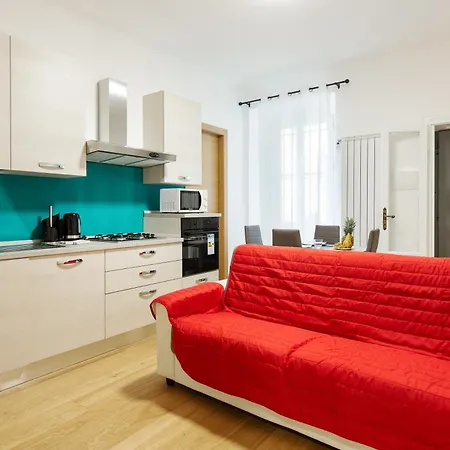 Guesthost - Buenos Aires & Lima Cosy Flat ميلان